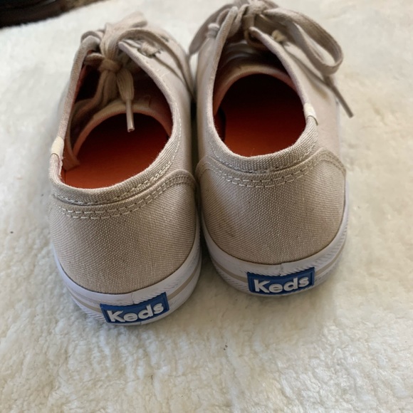 Keds Tan Canvas - Picture 4 of 10